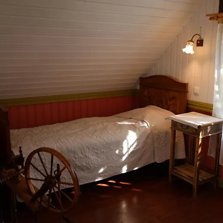 Летний дом Puhkemaja