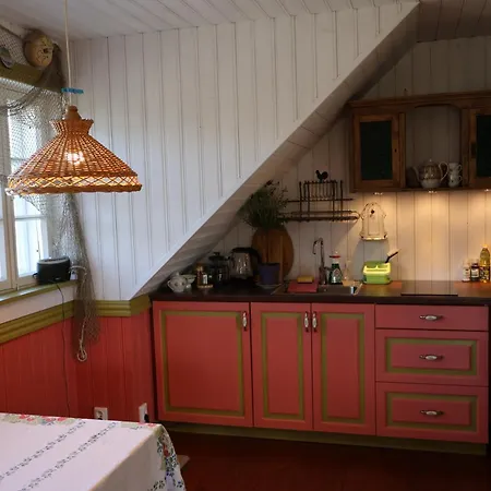 Летний дом Puhkemaja *