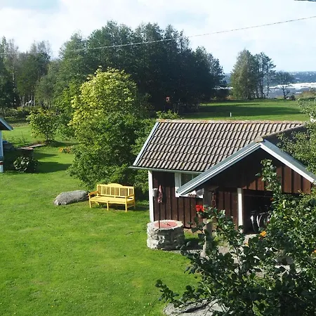 Puhkemaja منزل ريفي