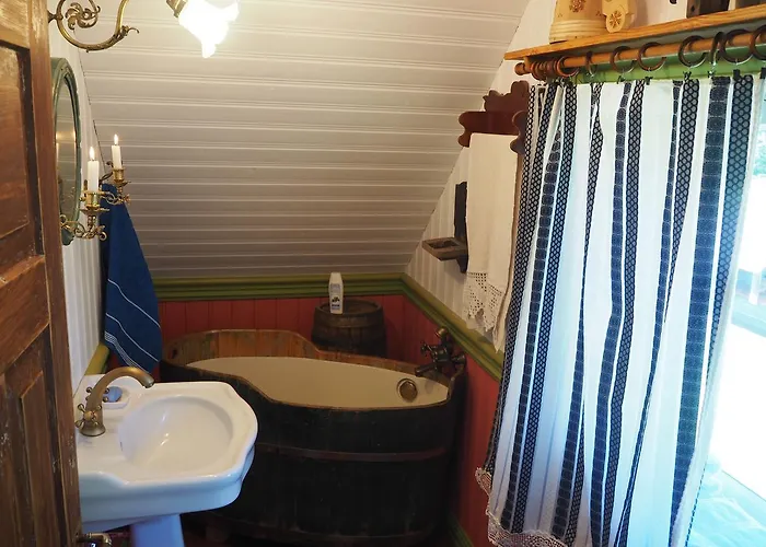 컨트리하우스 Puhkemaja *